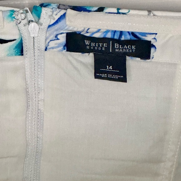 White House Black Market Floral Bustier Top | Size 14 - Picture 4 of 5